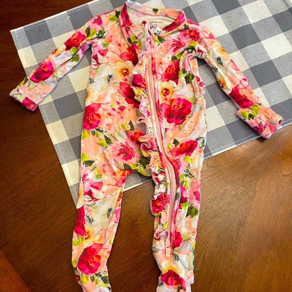 Posh Peanut ruffle butt footie